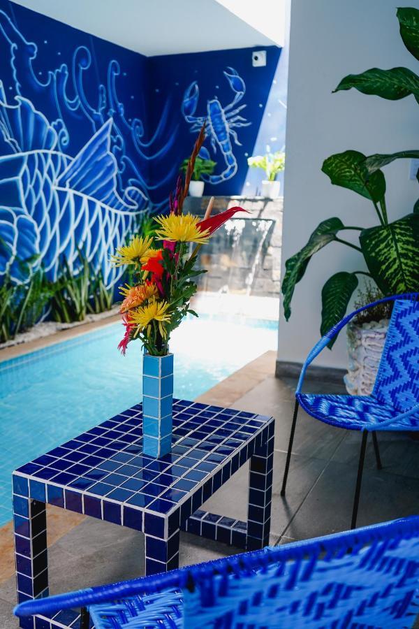 Hotel Casa Luna Кукута Экстерьер фото