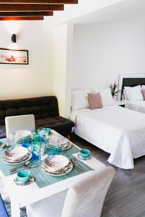Hotel Casa Luna Кукута Экстерьер фото